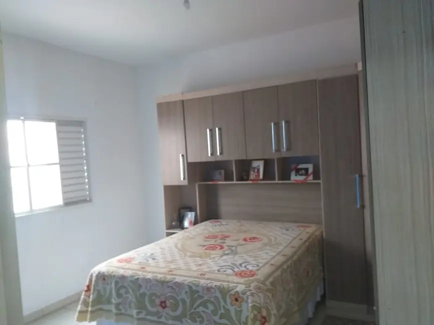 Foto 5 de Casa com 3 quartos à venda, 200m2 em Piraju - SP