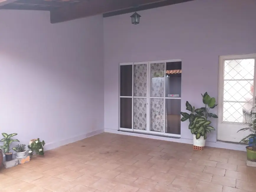 Foto 3 de Casa com 3 quartos à venda, 200m2 em Piraju - SP