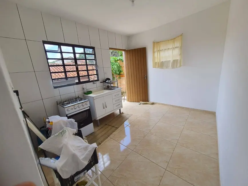 Foto 4 de Casa com 2 quartos à venda, 156m2 em Piraju - SP