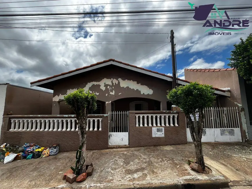 Foto 1 de Casa com 3 quartos à venda, 200m2 em Piraju - SP