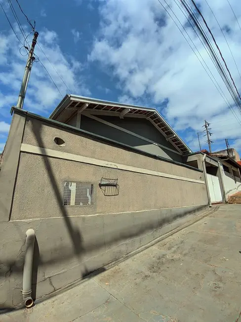 Foto 3 de Casa com 2 quartos à venda, 250m2 em Piraju - SP