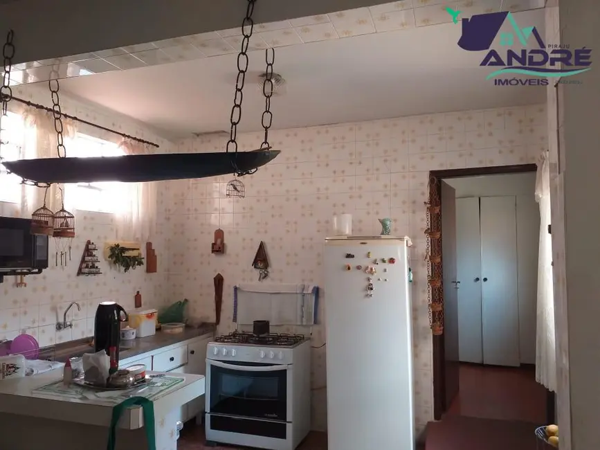 Foto 9 de Casa com 4 quartos à venda, 779m2 em Centro, Piraju - SP