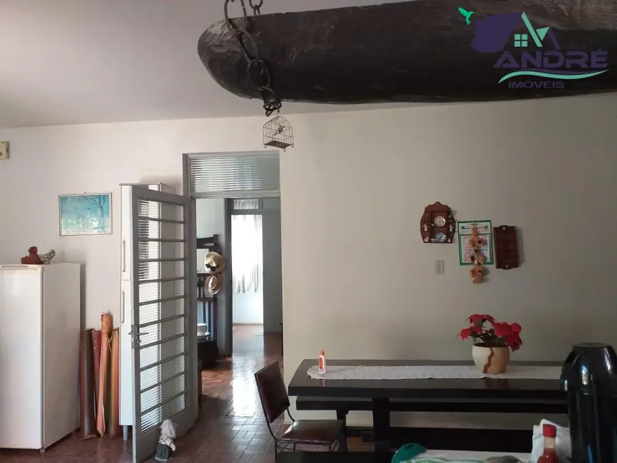 Foto 13 de Casa com 4 quartos à venda, 779m2 em Centro, Piraju - SP