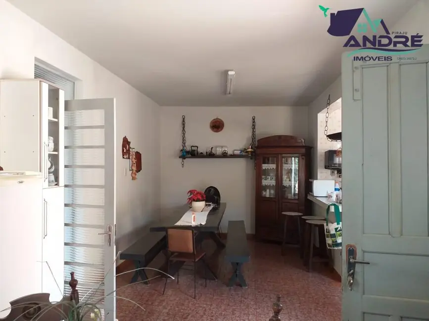 Foto 29 de Casa com 4 quartos à venda, 779m2 em Centro, Piraju - SP