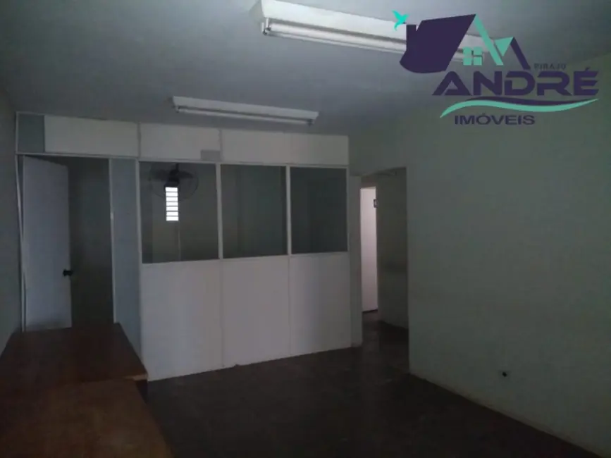 Foto 13 de Casa à venda, 226m2 em Piraju - SP