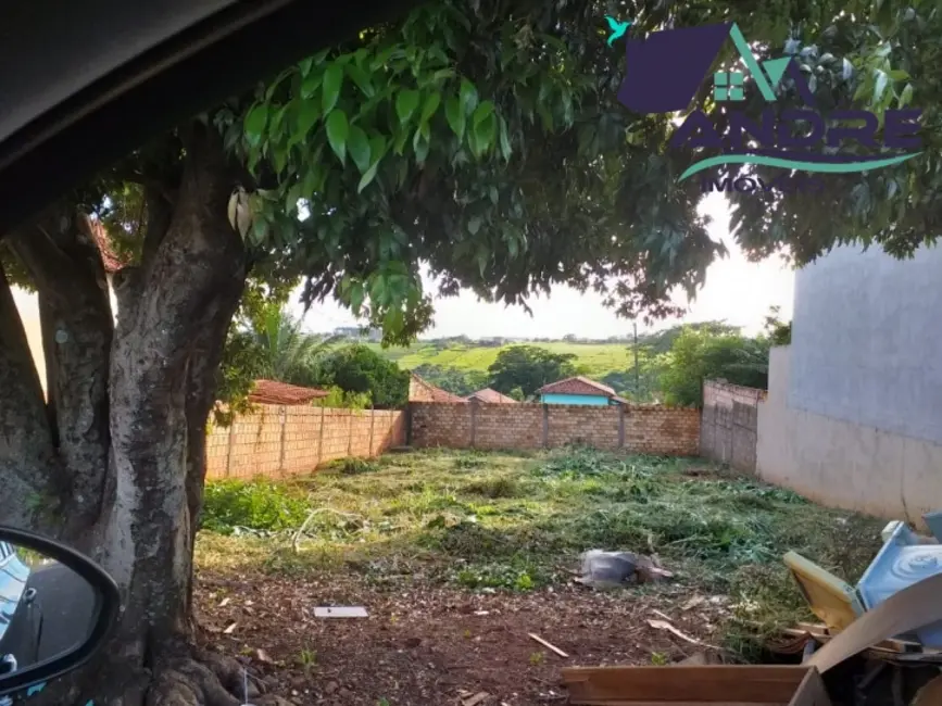 Foto 1 de Terreno / Lote à venda, 138m2 em Piraju - SP