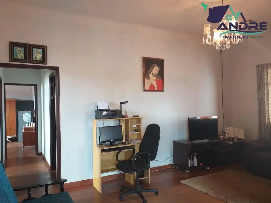 Foto 6 de Casa com 3 quartos à venda, 1241m2 em Piraju - SP