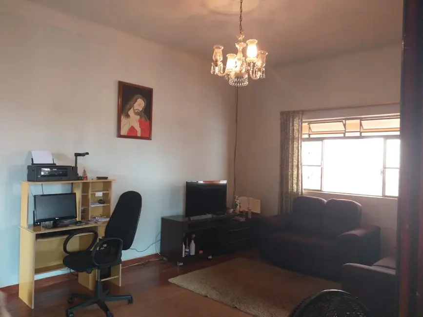 Foto 36 de Casa com 3 quartos à venda, 1241m2 em Piraju - SP