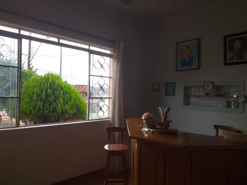 Foto 22 de Casa com 3 quartos à venda, 1241m2 em Piraju - SP