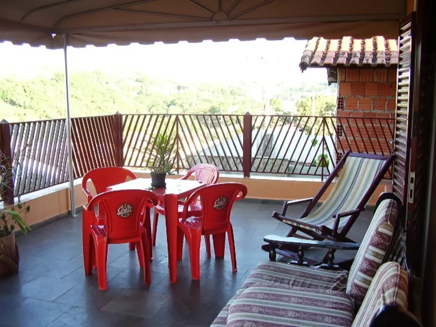 Foto 4 de Casa com 2 quartos à venda, 150m2 em Piraju - SP