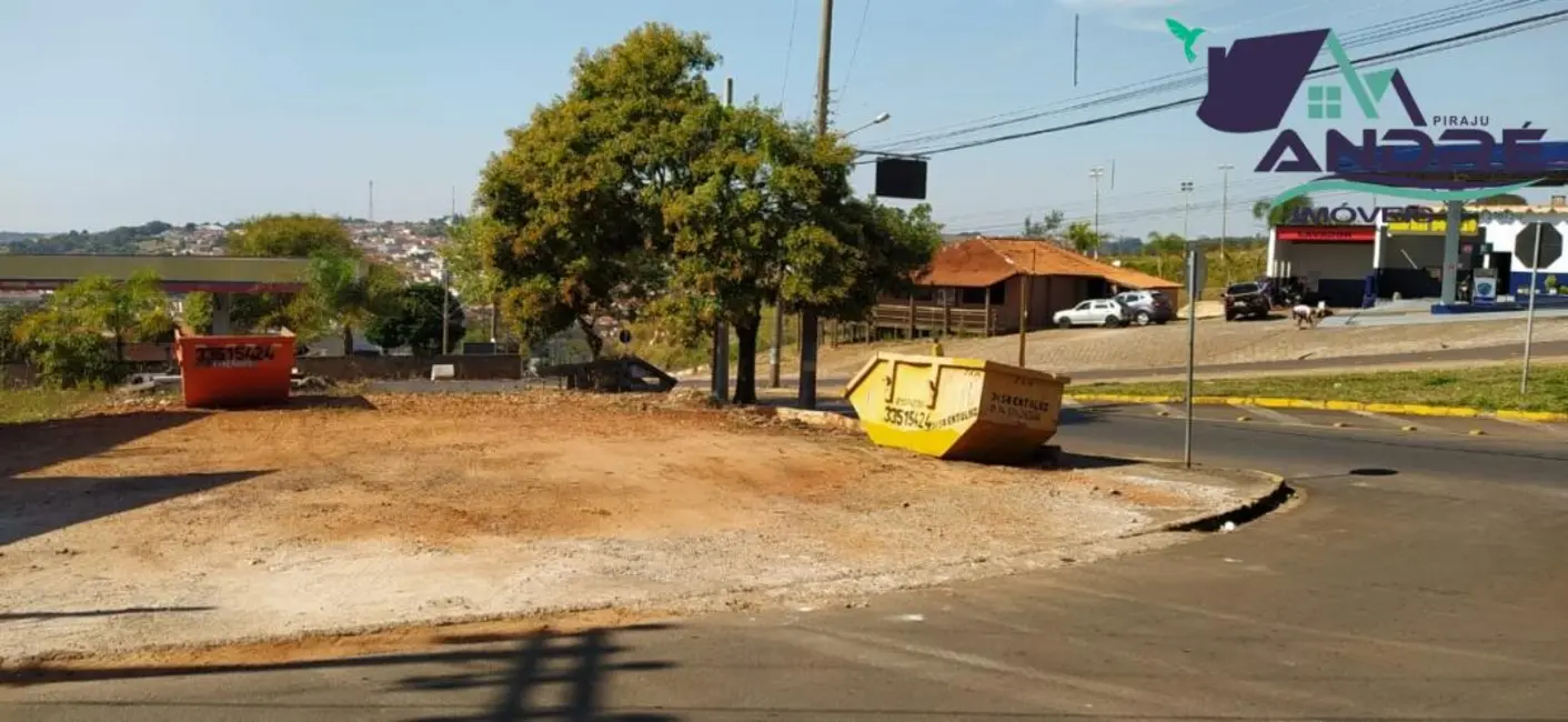 Foto 1 de Terreno / Lote à venda, 292m2 em Piraju - SP