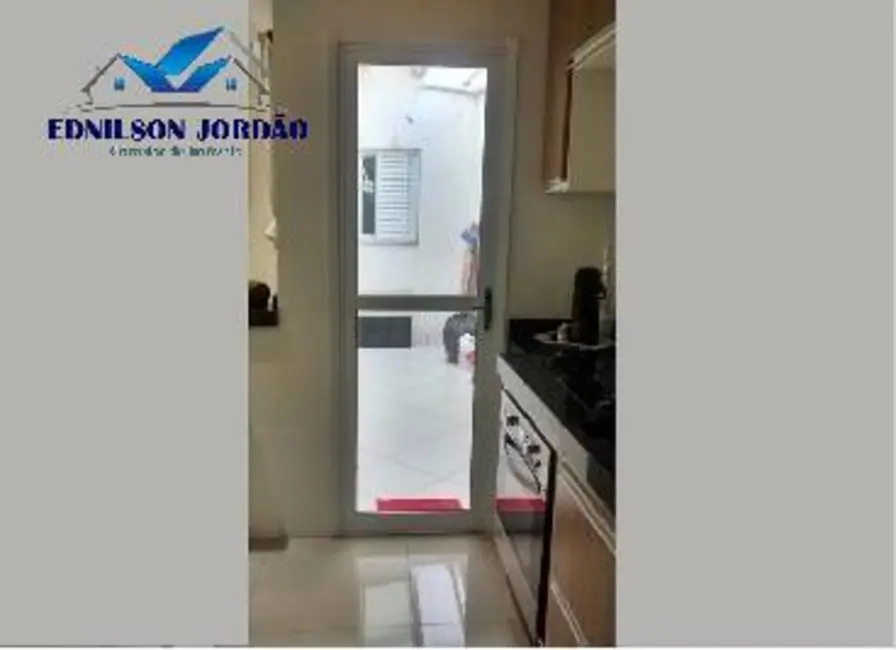 Foto 2 de Apartamento com 2 quartos à venda, 65m2 em Vila Vitória, Santo Andre - SP