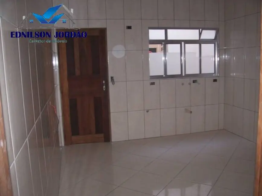 Sobrado com 2 quartos à venda, 125m2 em Jardim Las Vegas, Santo Andre - SP - imagem 8 Foto 8 de Sobrado com 2 quartos à venda, 125m2 em Jardim Las Vegas, Santo Andre - SP