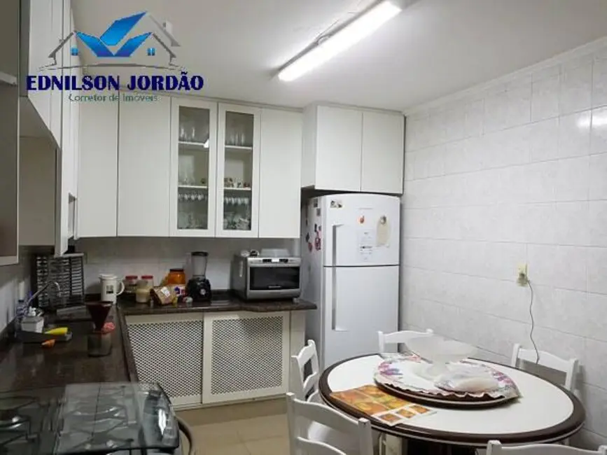 Foto 2 de Sobrado com 3 quartos à venda, 120m2 em Utinga, Santo Andre - SP