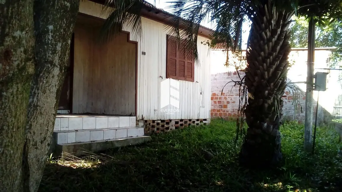 Foto 1 de Terreno / Lote à venda, 605m2 em Noal, Santa Maria - RS