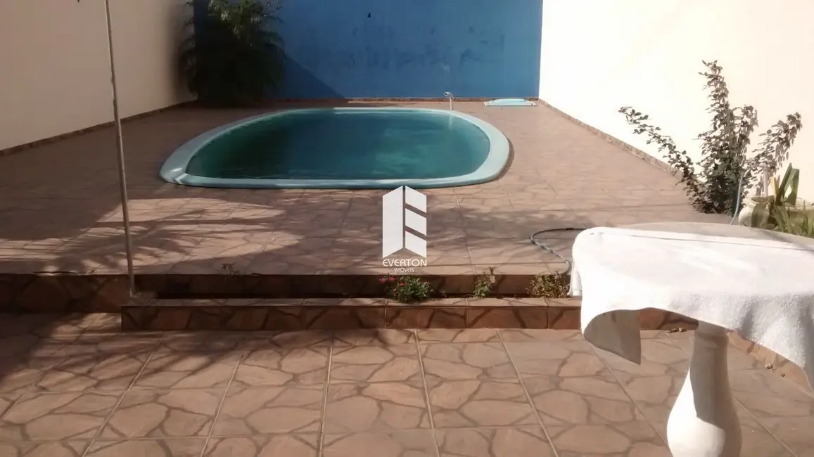 Foto 1 de Terreno / Lote à venda, 350m2 em Dom Antônio Reis, Santa Maria - RS