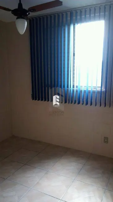 Foto 2 de Apartamento com 2 quartos à venda, 59m2 em Uglione, Santa Maria - RS