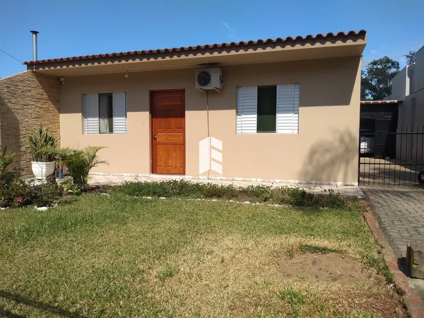 Foto 1 de Casa com 3 quartos à venda, 120m2 em Patronato, Santa Maria - RS