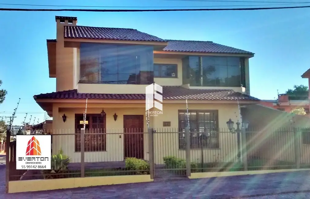 Foto 1 de Casa com 6 quartos à venda, 354m2 em Dom Antônio Reis, Santa Maria - RS