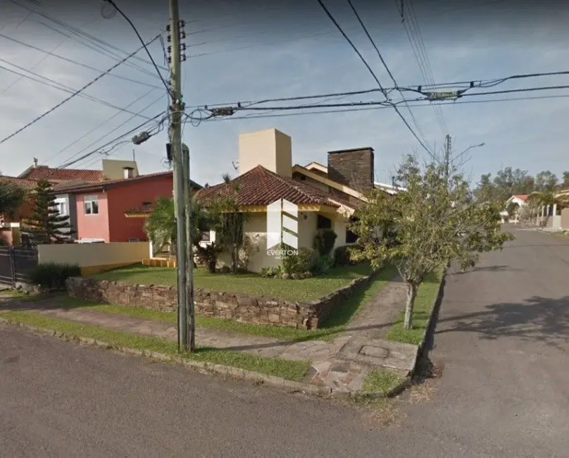 Foto 1 de Casa com 3 quartos à venda, 215m2 em São José, Santa Maria - RS