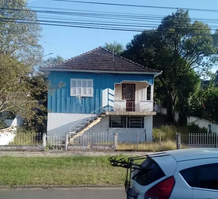 Foto 1 de Terreno / Lote à venda, 469m2 em Nossa Senhora das Dores, Santa Maria - RS