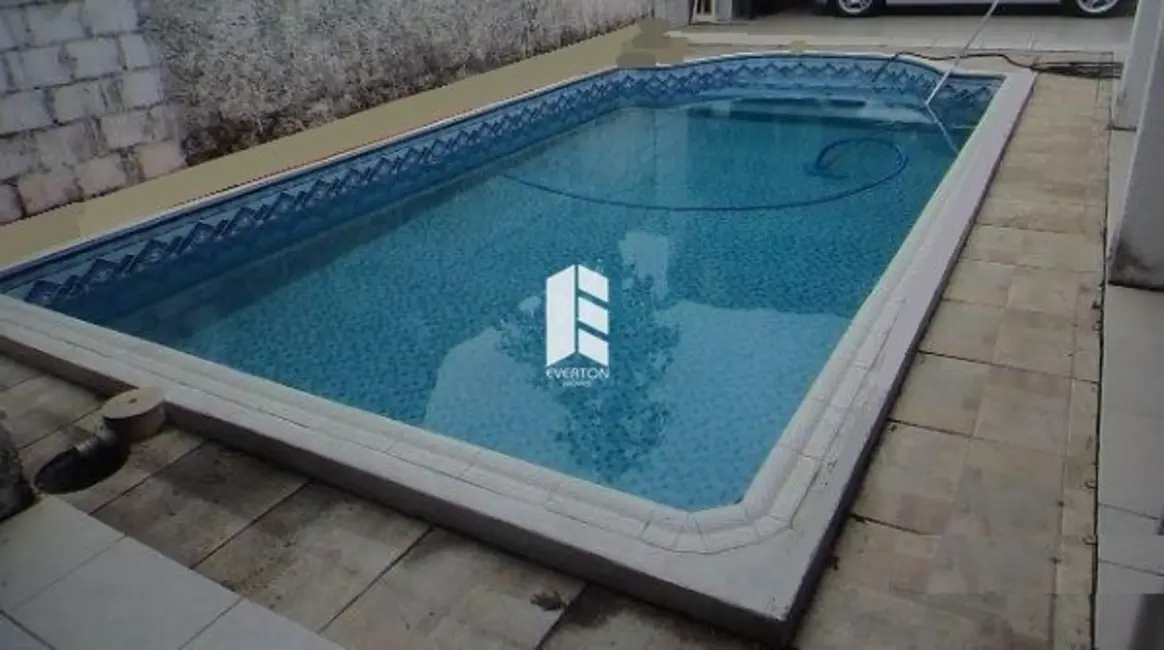 Foto 1 de Casa com 5 quartos à venda, 300m2 em Nossa Senhora do Rosário, Santa Maria - RS
