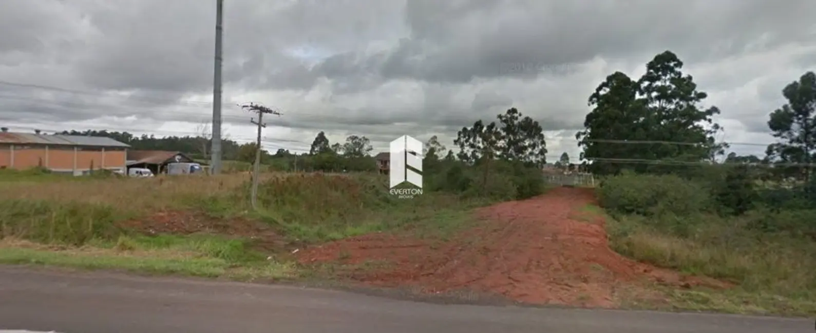 Foto 1 de Terreno / Lote à venda, 1400m2 em Camobi, Santa Maria - RS