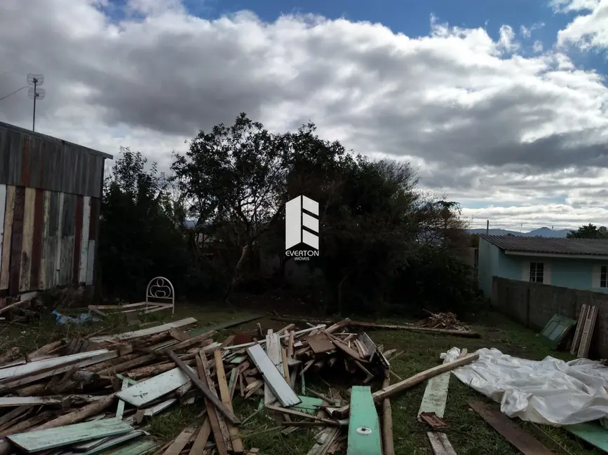 Foto 1 de Terreno / Lote à venda, 540m2 em Pinheiro Machado, Santa Maria - RS