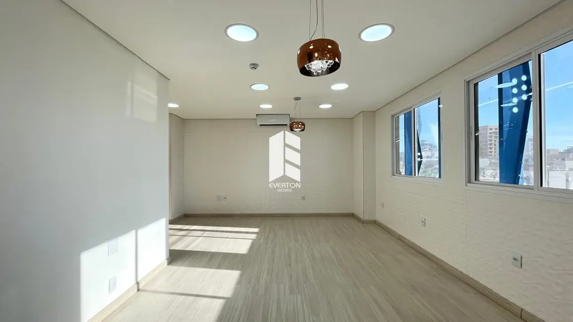 Foto 2 de Sala Comercial com 1 quarto para alugar, 34m2 em Centro, Santa Maria - RS