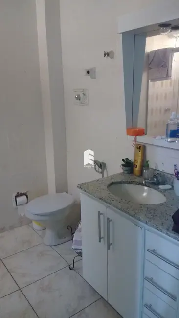 Apartamento com 2 quartos à venda, 72m2 em Nossa Senhora de Fátima, Santa Maria - RS - imagem 8 Foto 8 de Apartamento com 2 quartos à venda, 72m2 em Nossa Senhora de Fátima, Santa Maria - RS