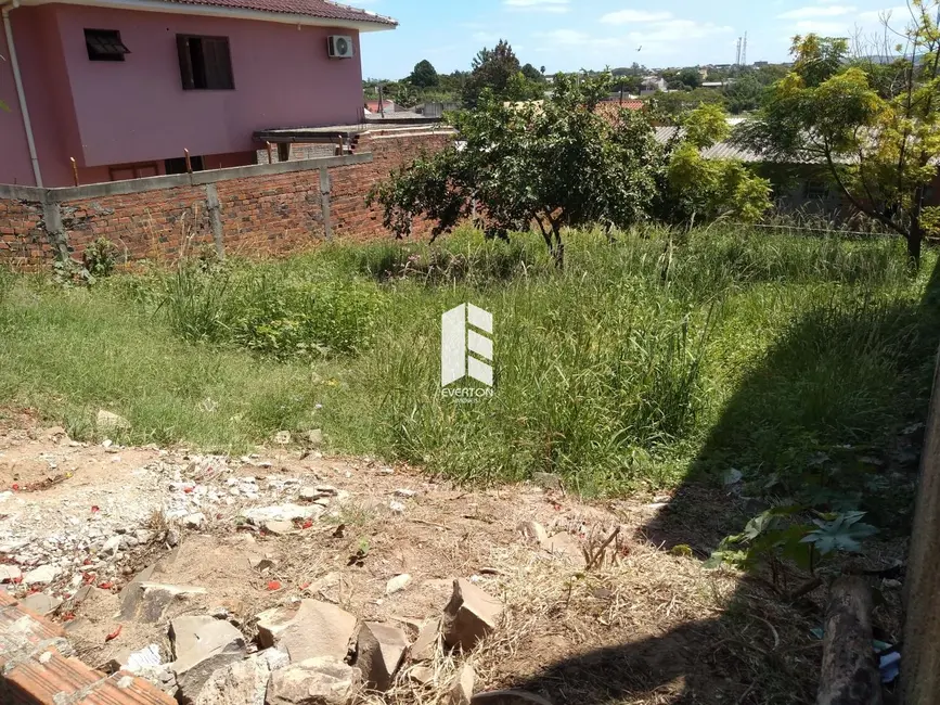 Foto 1 de Terreno / Lote à venda, 300m2 em Pinheiro Machado, Santa Maria - RS