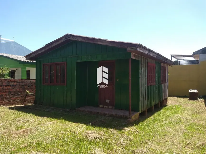 Foto 1 de Terreno / Lote à venda, 250m2 em Pinheiro Machado, Santa Maria - RS