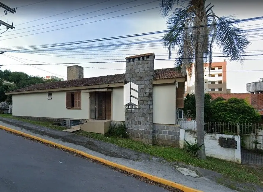Foto 1 de Casa com 4 quartos à venda, 236m2 em Nossa Senhora de Lourdes, Santa Maria - RS