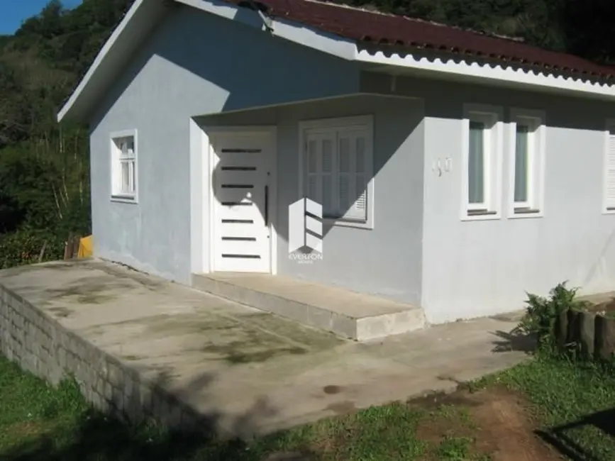 Foto 1 de Casa com 3 quartos à venda, 107m2 em Campestre do Menino Deus, Santa Maria - RS