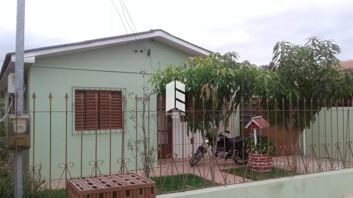 Casa com 3 quartos à venda, 90m2 em Pinheiro Machado, Santa Maria - RS - imagem 1 Foto 1 de Casa com 3 quartos à venda, 90m2 em Pinheiro Machado, Santa Maria - RS