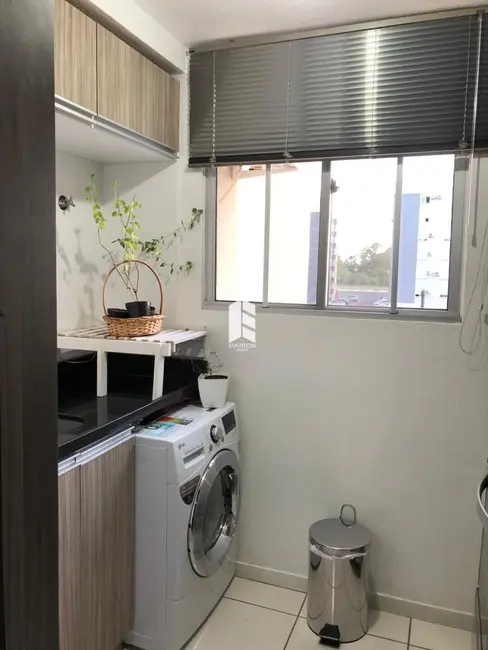 Foto 2 de Apartamento com 2 quartos à venda, 50m2 em Nossa Senhora Medianeira, Santa Maria - RS