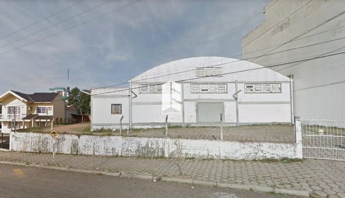 Armazém / Galpão à venda, 749m2 em Nossa Senhora do Rosário, Santa Maria - RS - imagem 1 Foto 1 de Armazém / Galpão à venda, 749m2 em Nossa Senhora do Rosário, Santa Maria - RS