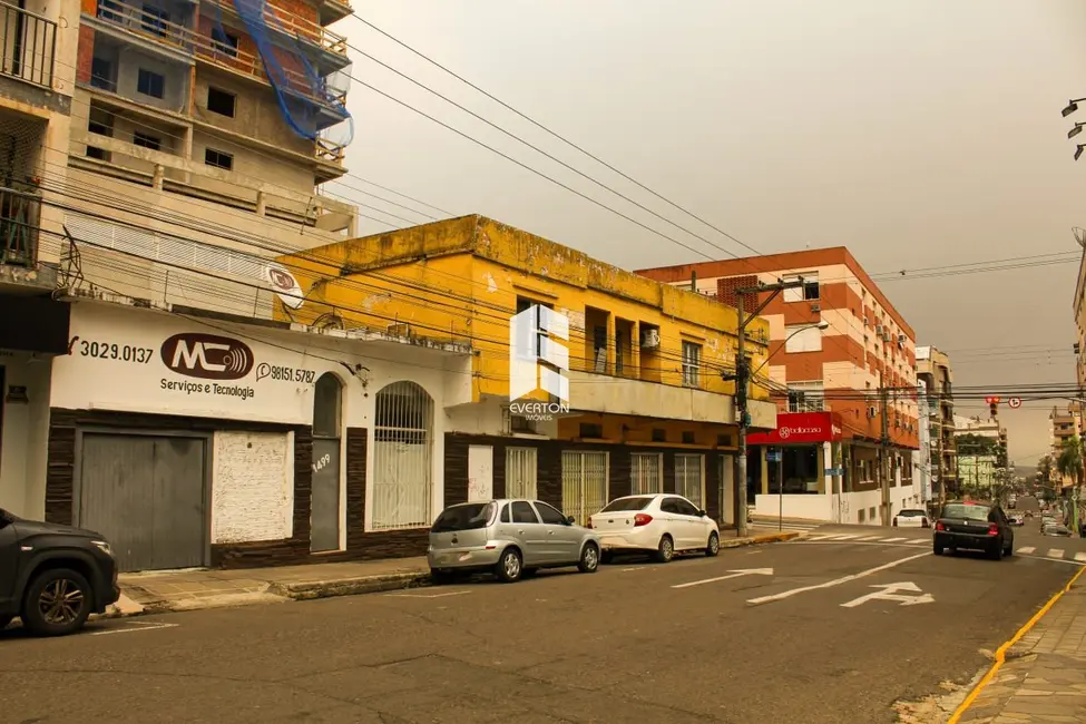 Foto 2 de Prédio Inteiro com 3 quartos à venda, 196m2 em Centro, Santa Maria - RS