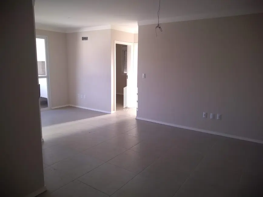 Foto 2 de Apartamento com 2 quartos à venda, 66m2 em Nossa Senhora Medianeira, Santa Maria - RS