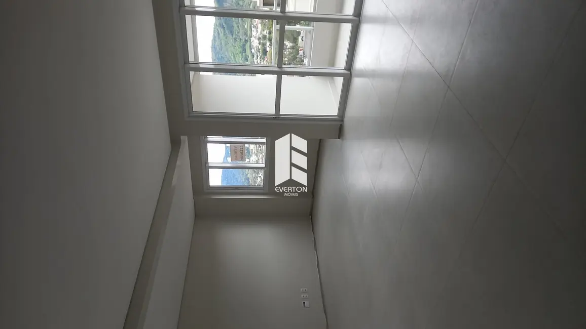 Foto 2 de Apartamento com 3 quartos à venda, 121m2 em Centro, Santa Maria - RS