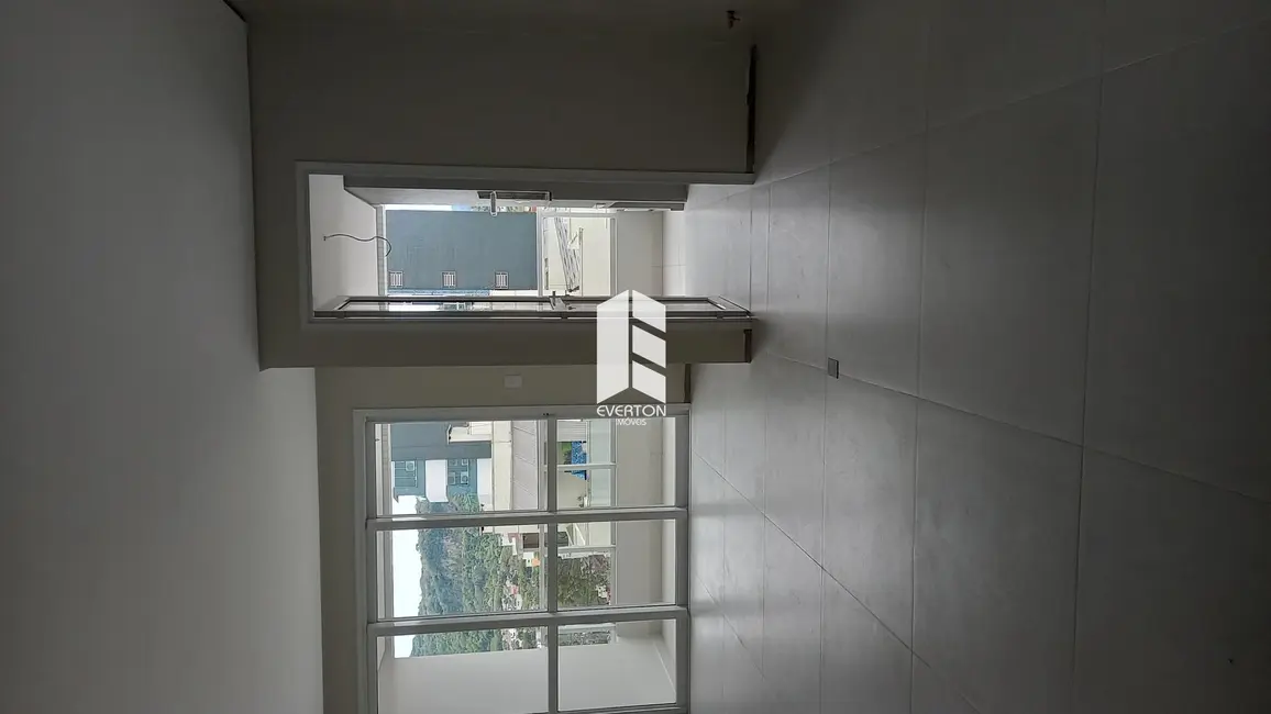 Foto 2 de Apartamento com 3 quartos à venda, 121m2 em Centro, Santa Maria - RS