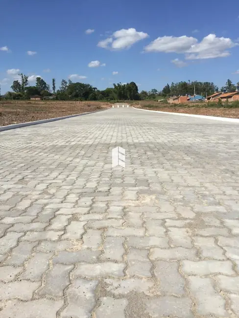 Foto 1 de Terreno / Lote à venda, 375m2 em Camobi, Santa Maria - RS