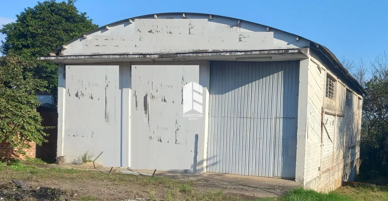 Armazém / Galpão com 2 quartos à venda, 309m2 em Pinheiro Machado, Santa Maria - RS - imagem 1 Foto 1 de Armazém / Galpão com 2 quartos à venda, 309m2 em Pinheiro Machado, Santa Maria - RS