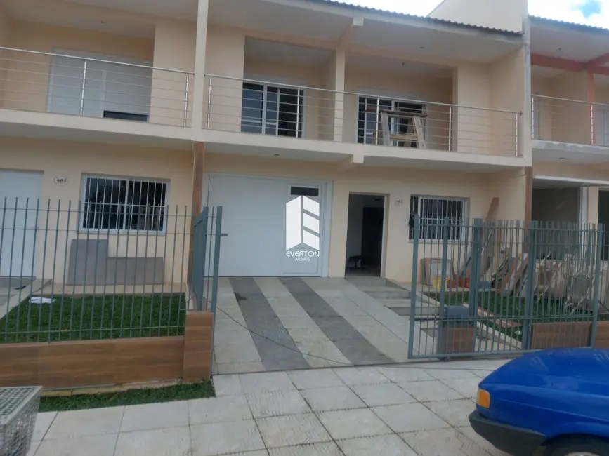 Foto 1 de Casa com 2 quartos à venda, 80m2 em Pé de Plátano, Santa Maria - RS