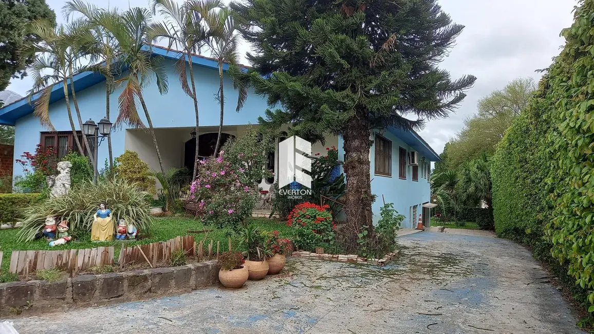 Foto 1 de Casa com 6 quartos à venda, 460m2 em Noal, Santa Maria - RS