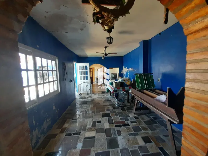 Foto 7 de Casa com 4 quartos à venda, 169m2 em Presidente João Goulart, Santa Maria - RS