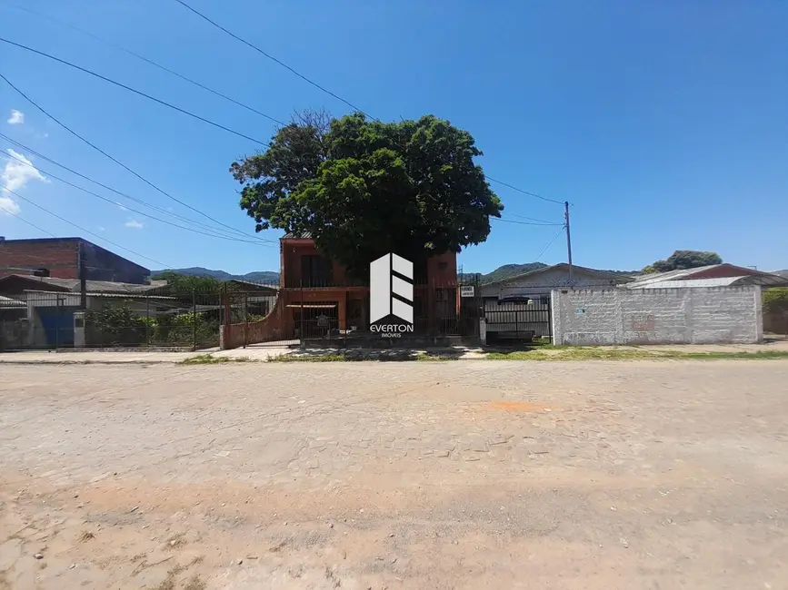 Foto 1 de Casa com 4 quartos à venda, 169m2 em Presidente João Goulart, Santa Maria - RS
