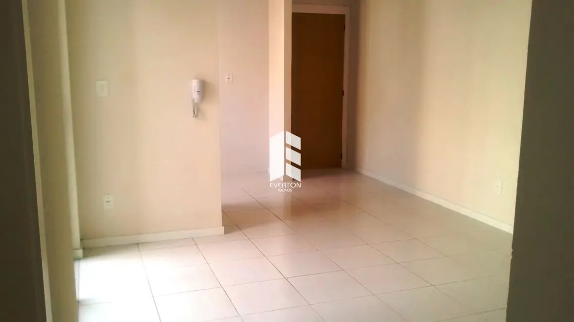 Foto 2 de Apartamento com 3 quartos à venda, 60m2 em Nossa Senhora Medianeira, Santa Maria - RS