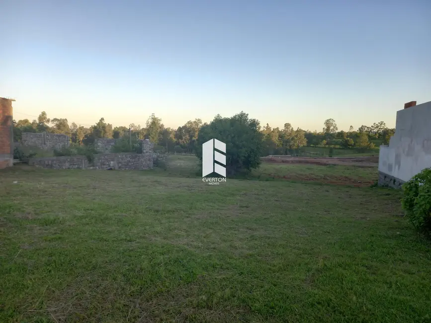 Foto 1 de Terreno / Lote à venda, 410m2 em Tomazetti, Santa Maria - RS