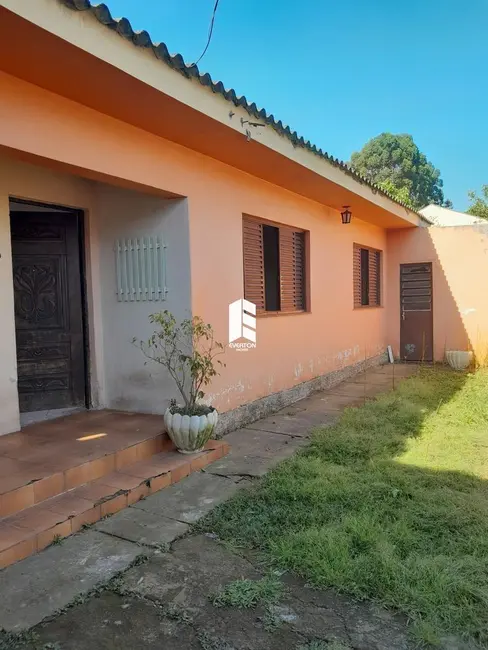 Foto 2 de Casa com 3 quartos à venda, 203m2 em Nossa Senhora do Perpétuo Socorro, Santa Maria - RS